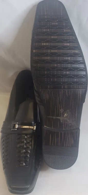 Amos -- Men's Slip-On Dress Shoe -- Black