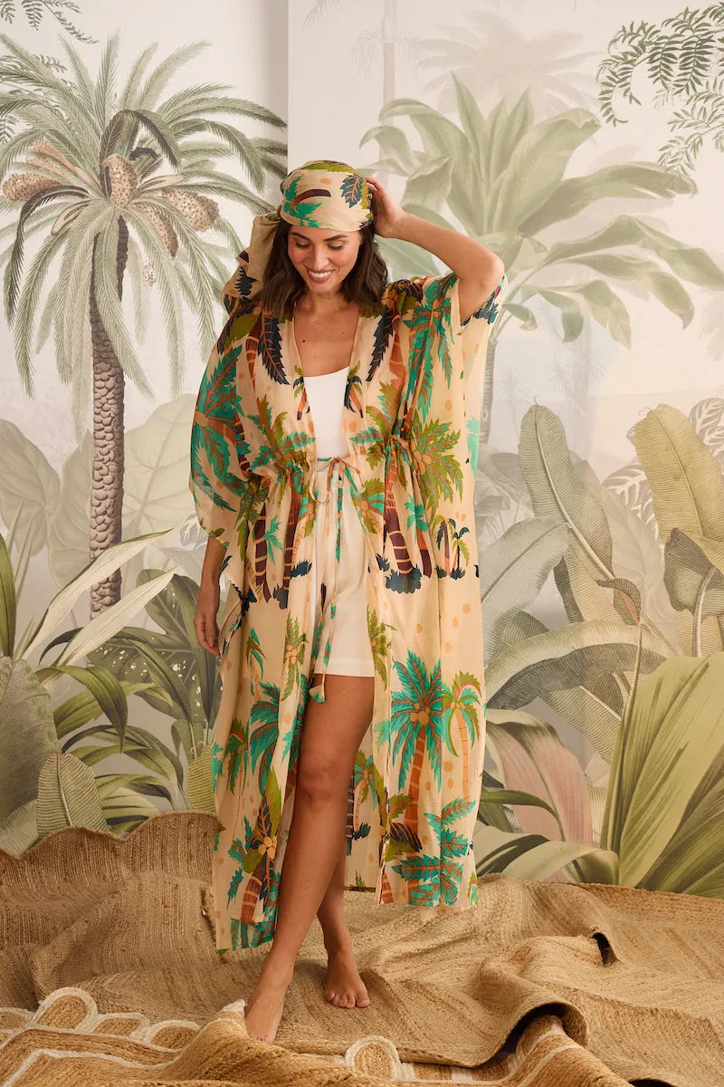 Asta Long Kaftan, Island