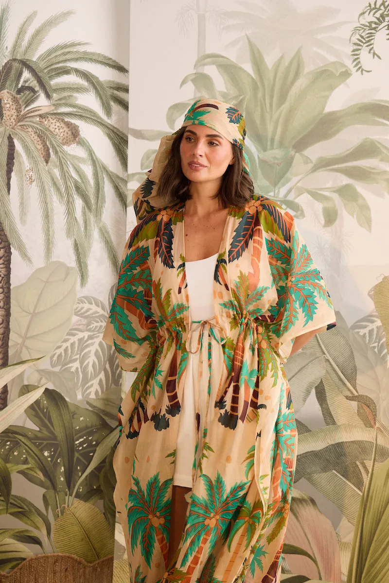 Asta Long Kaftan, Island