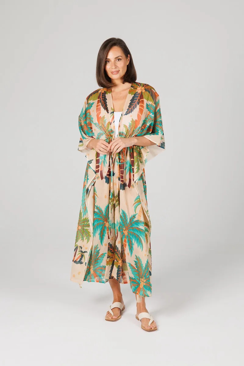 Asta Long Kaftan, Island