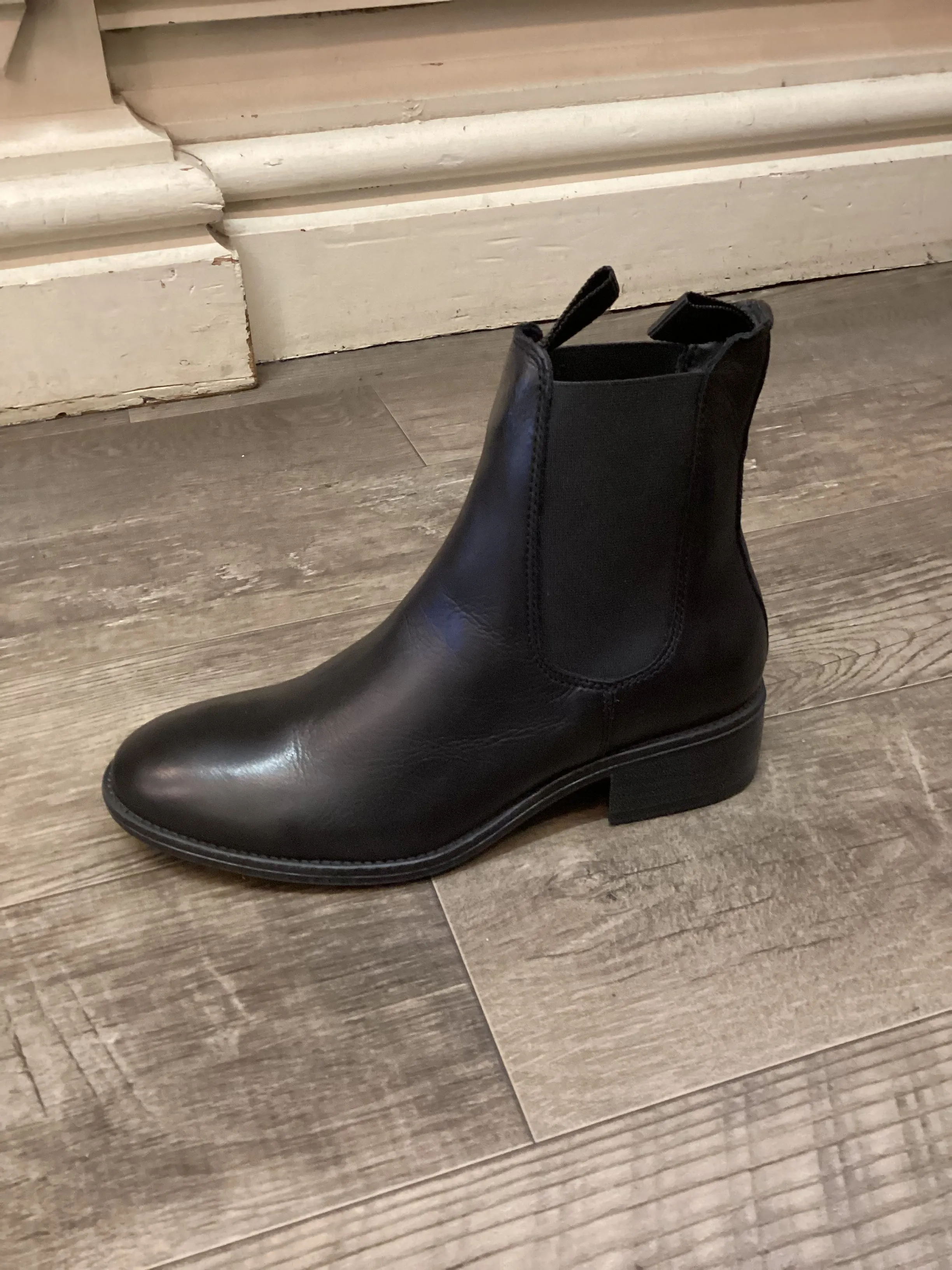 EOS Celina Black Side Elastic Boot
