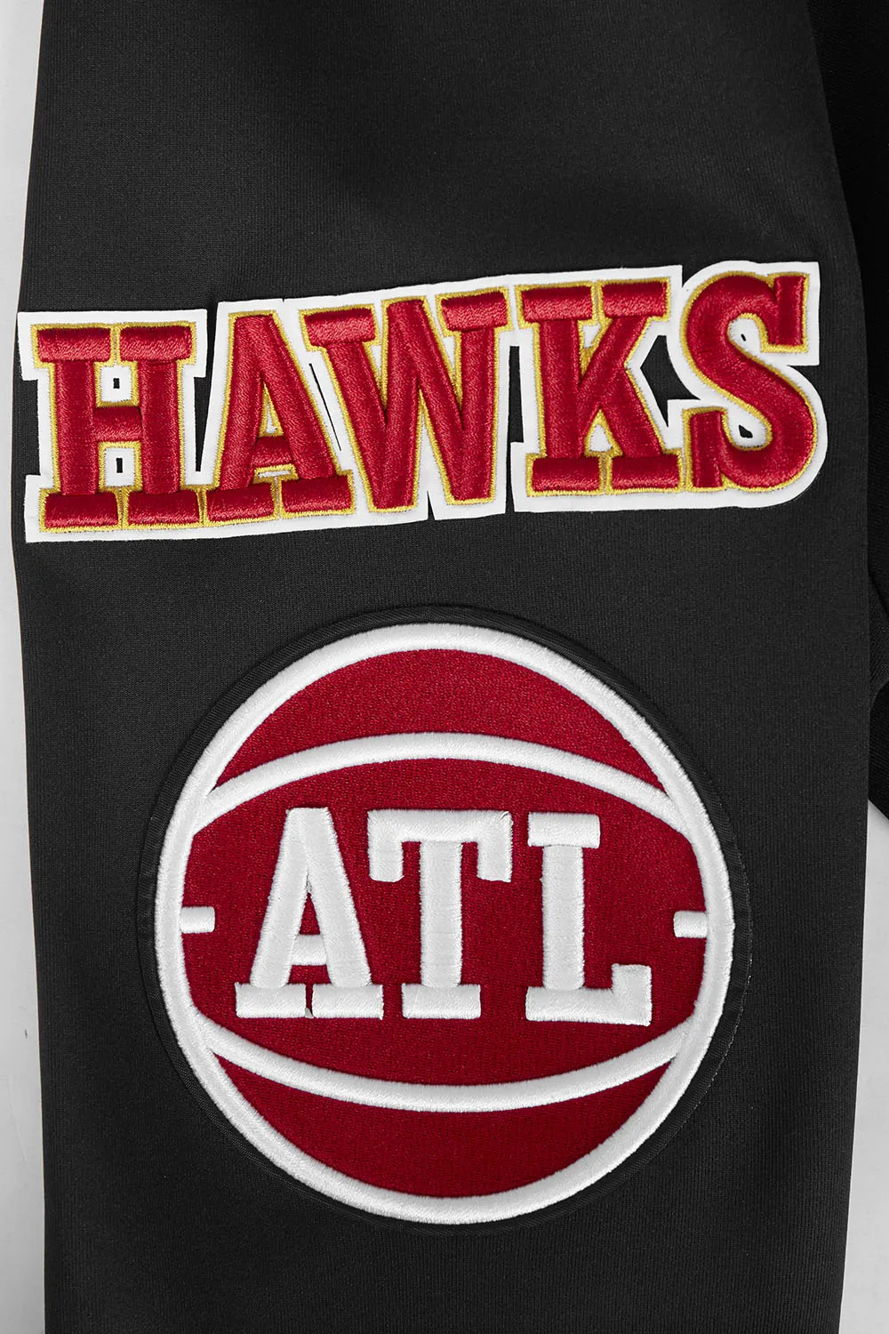 NBA ATLANTA HAWKS CLASSIC MEN'S DK TRACK JACKET (BLACK)