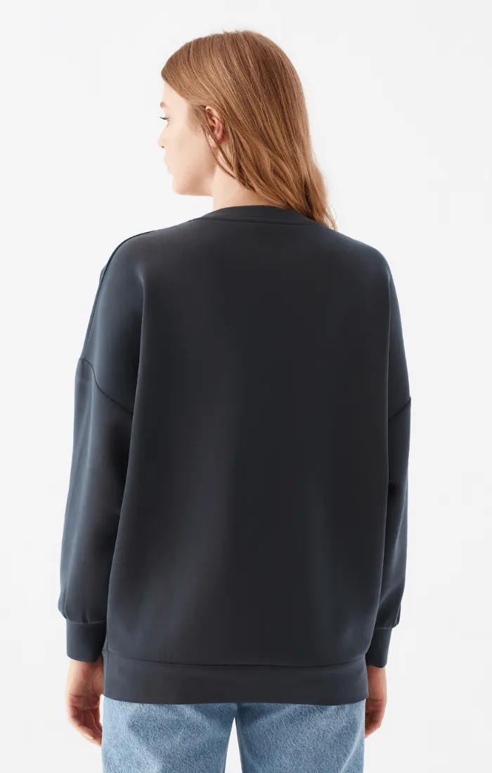OVERSIZED CREWNECK SWEATSHIRT IN BLACK