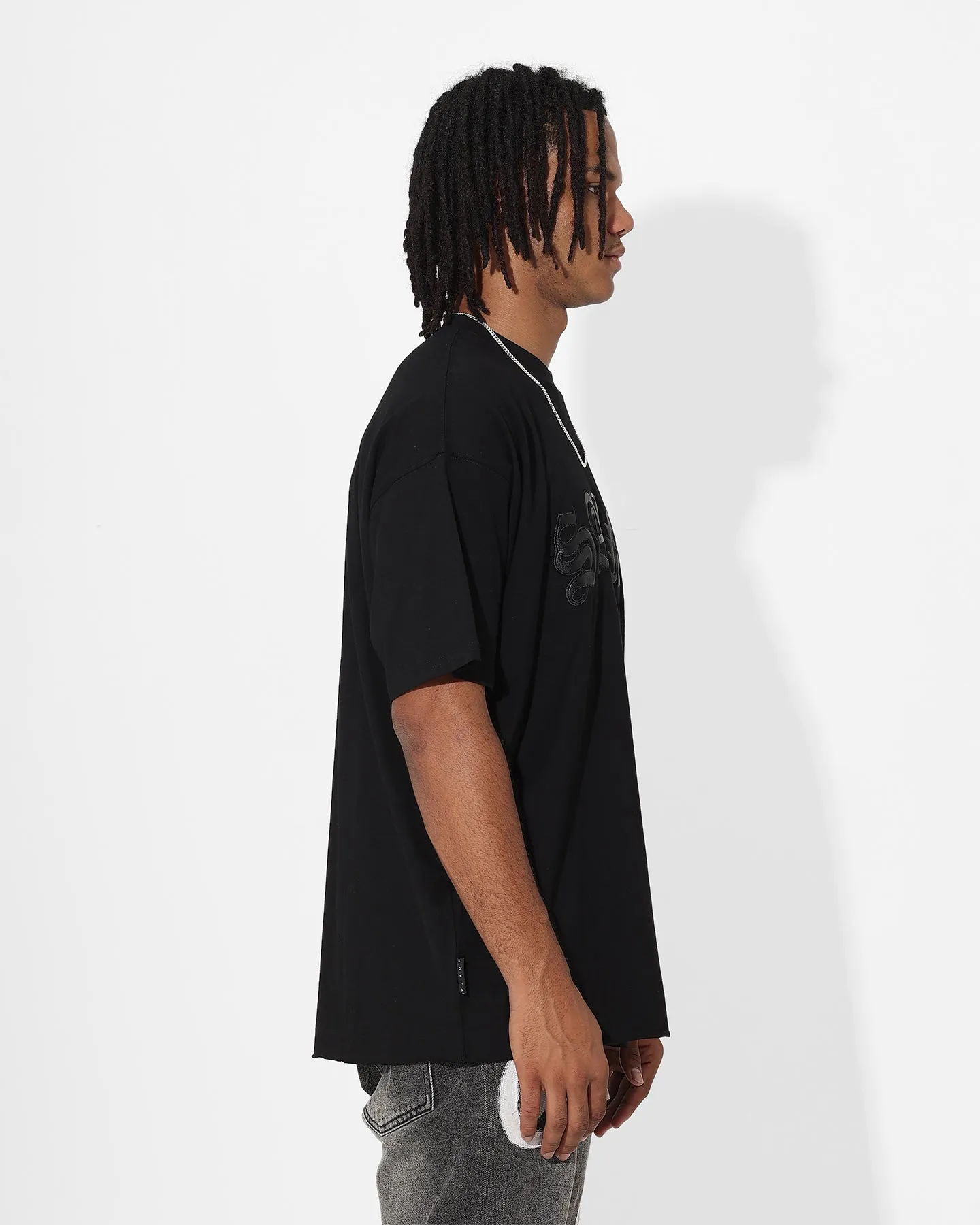 Saint Morta Gothic Appliqué Boxy T-Shirt Black