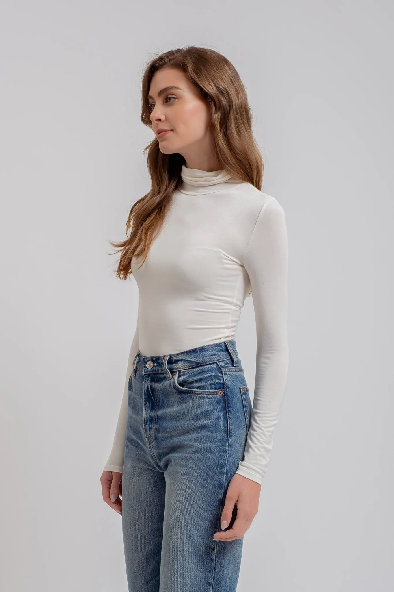 SOLID TURTLENECK LONG SLEEVE KNIT TOP