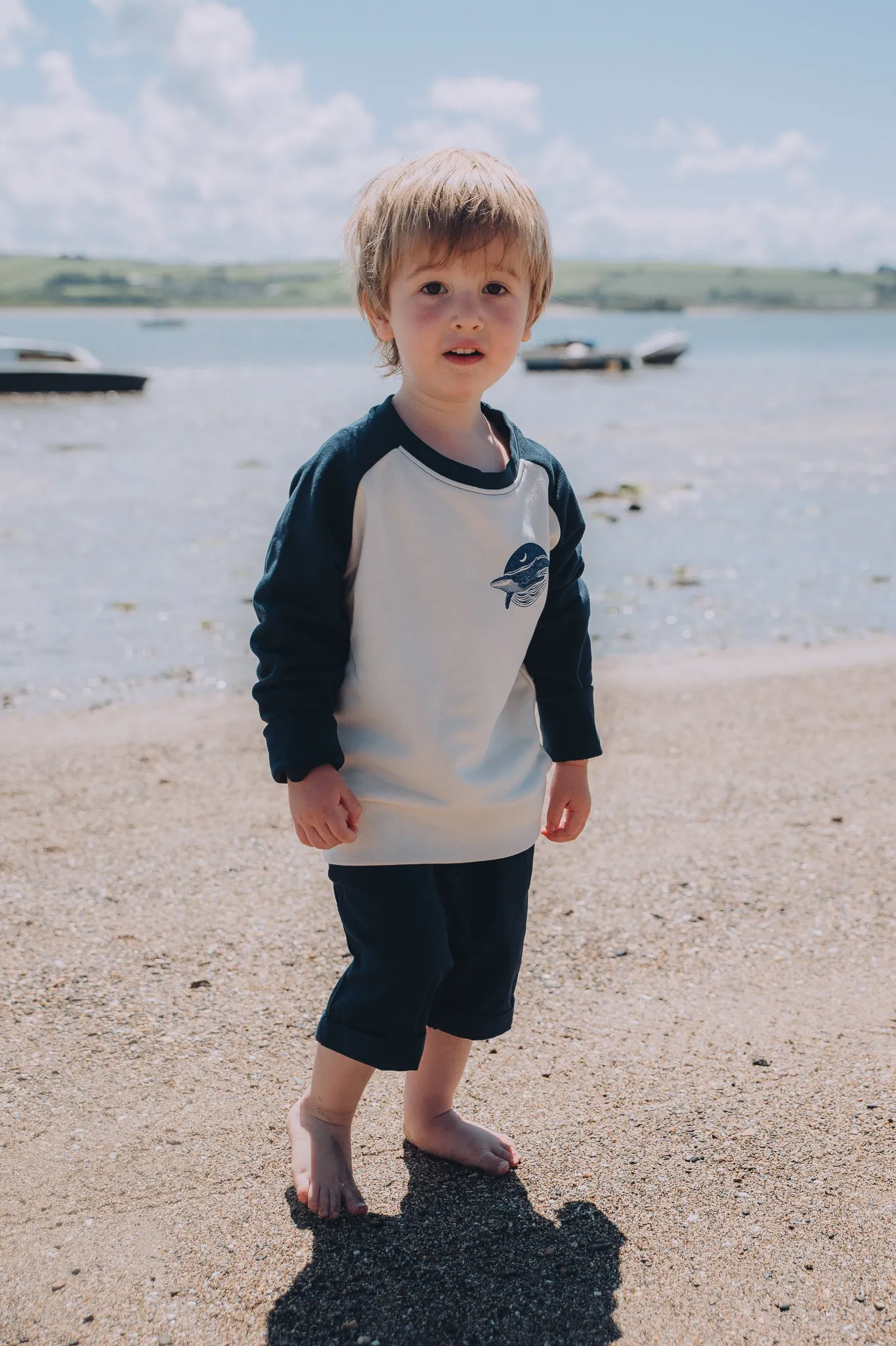 Surf Scene Contrast Raglan Kids Sweat